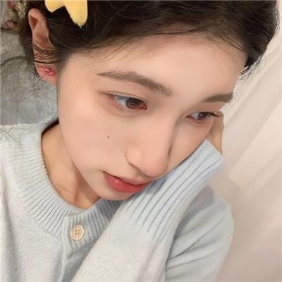 池畔谜情